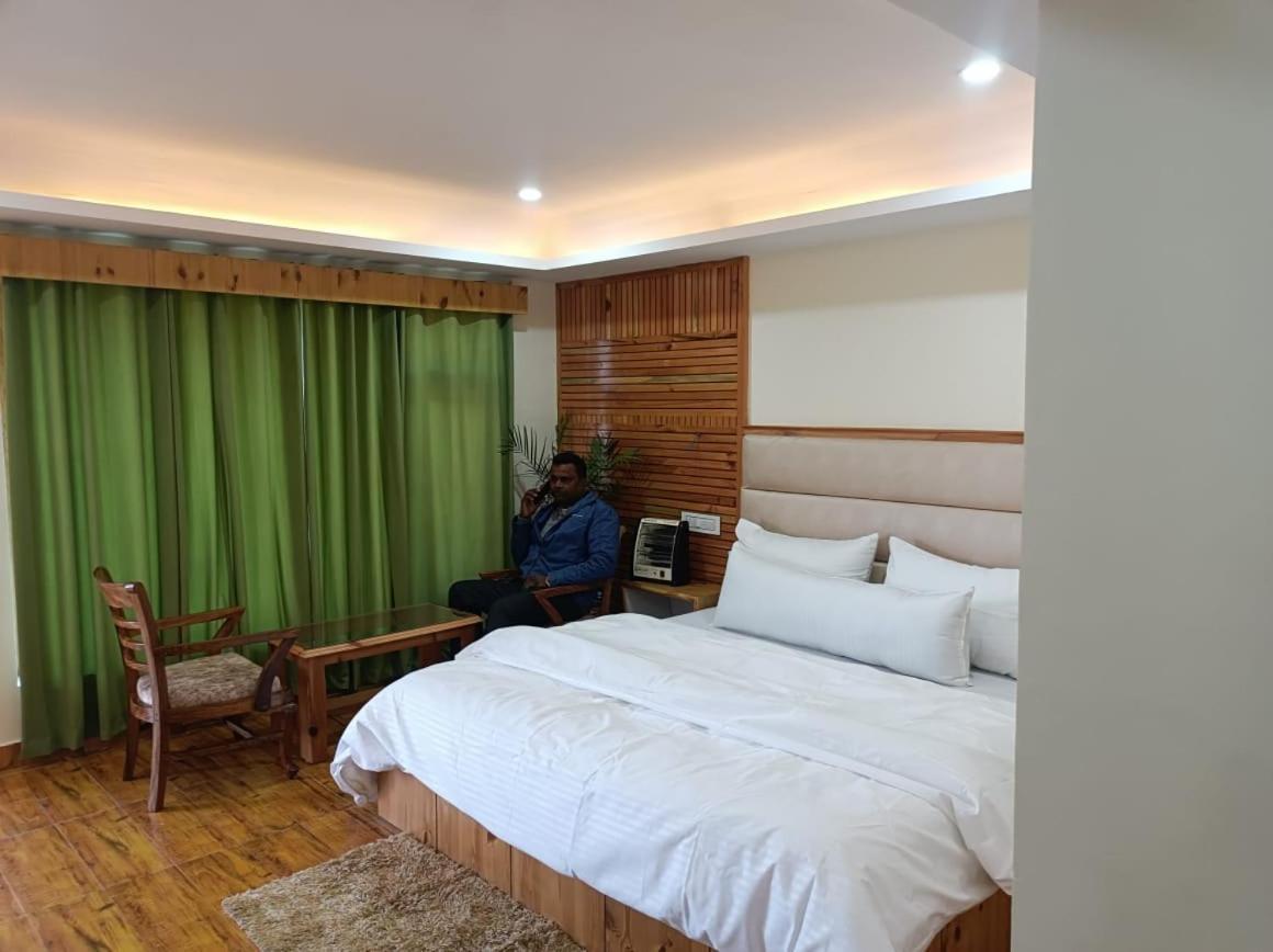 Resort The Himalayan Odyssey And Cottages Νταραμσάλα Εξωτερικό φωτογραφία