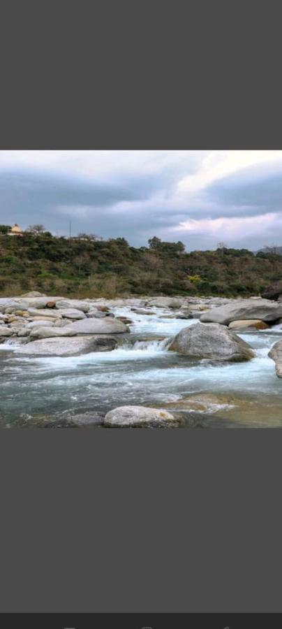 Resort The Himalayan Odyssey And Cottages Νταραμσάλα Εξωτερικό φωτογραφία